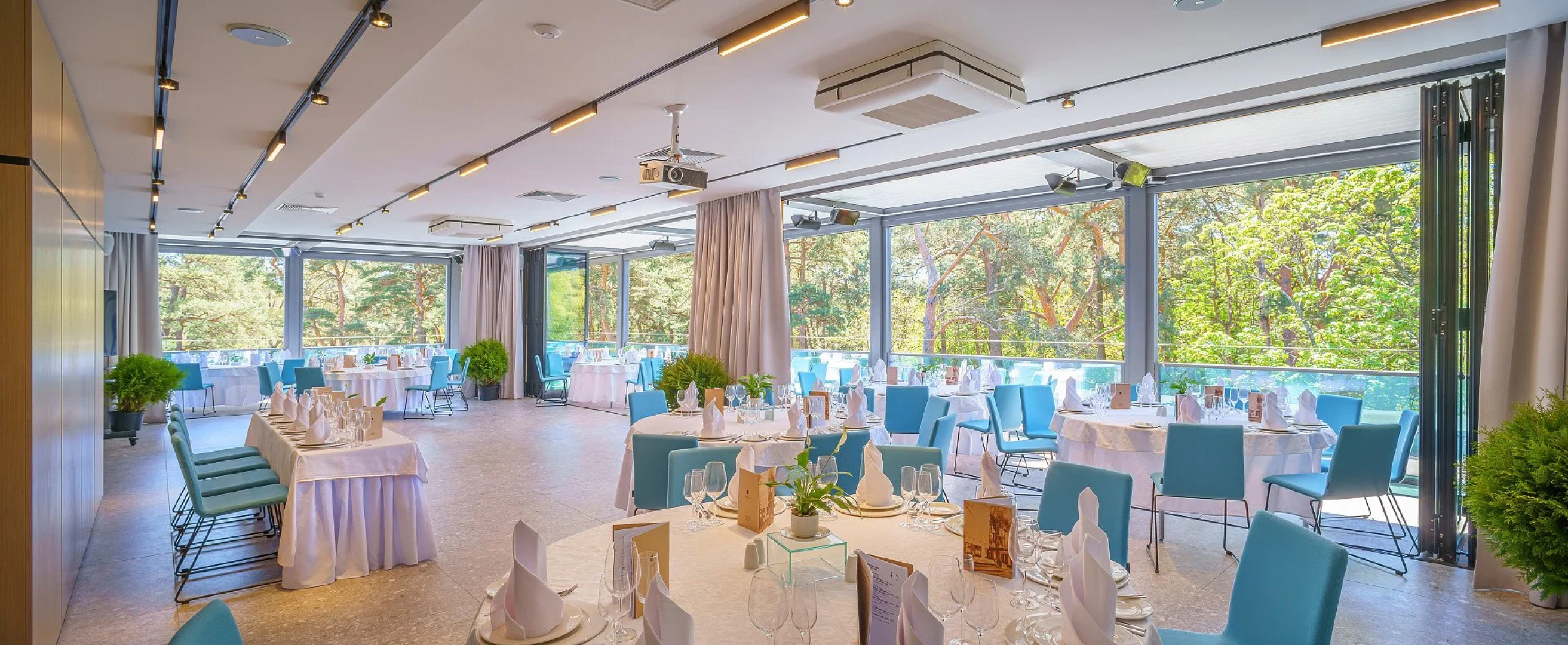 Karmann's Hotel - Yantar Hall