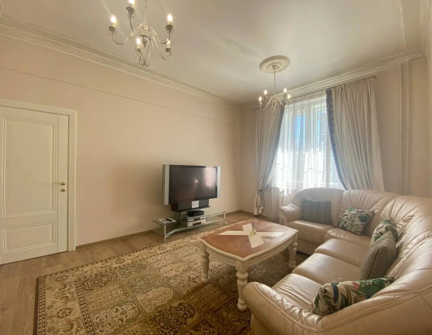 Апартаменты 4-комнатные HomeApart пр-т Независимости, 23