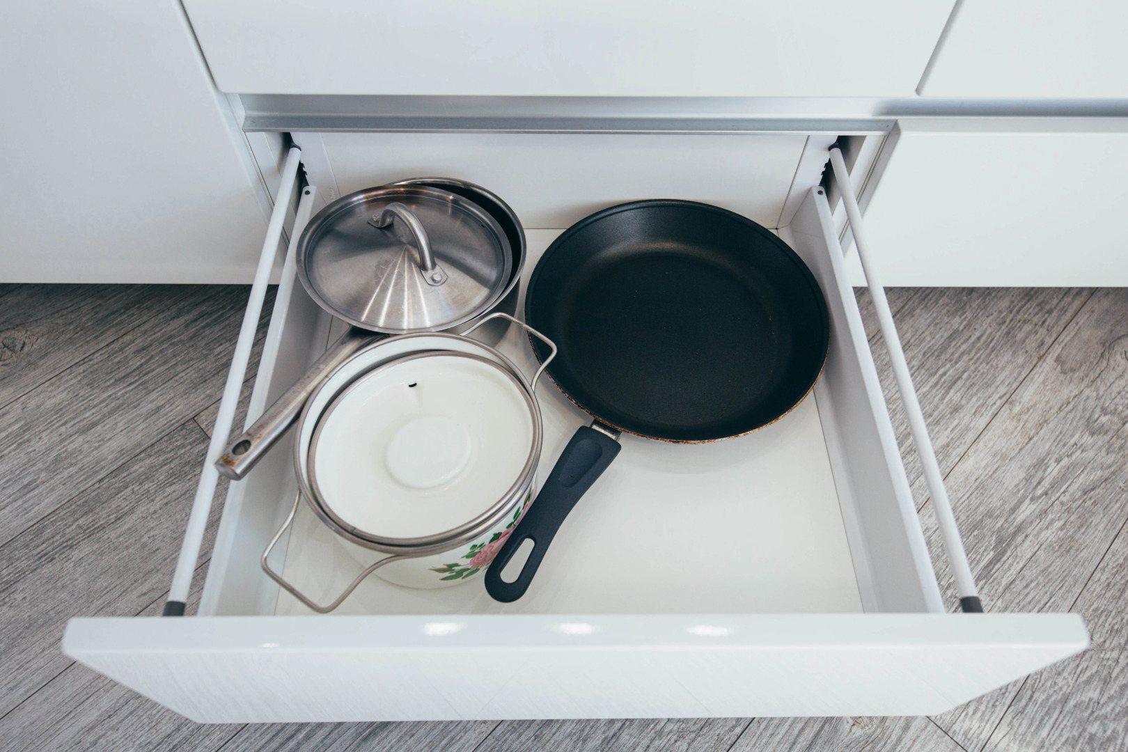 Апартаменты День и Ночь на Согласия