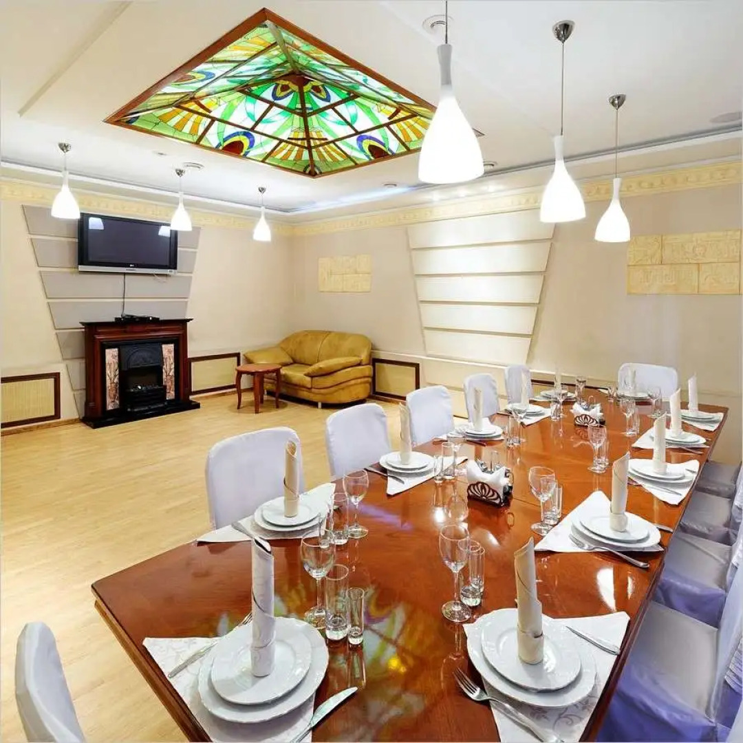 Отель Империал