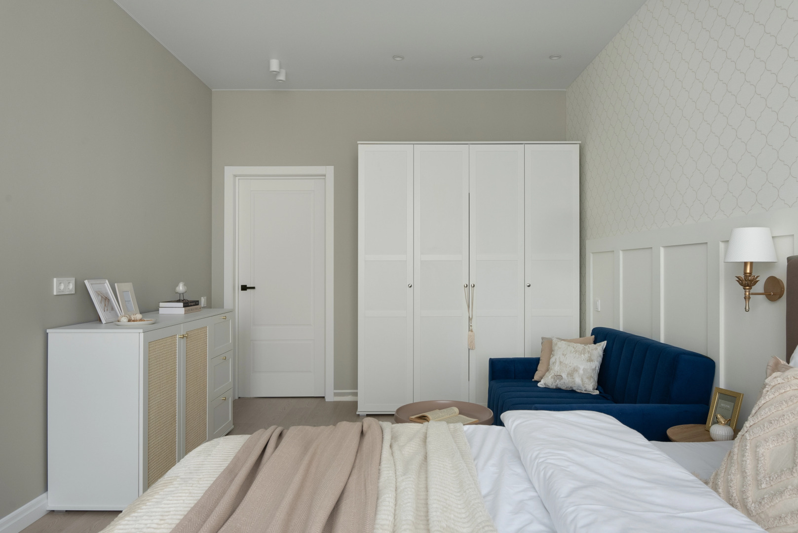 Квартира с видом на реку Смоленку