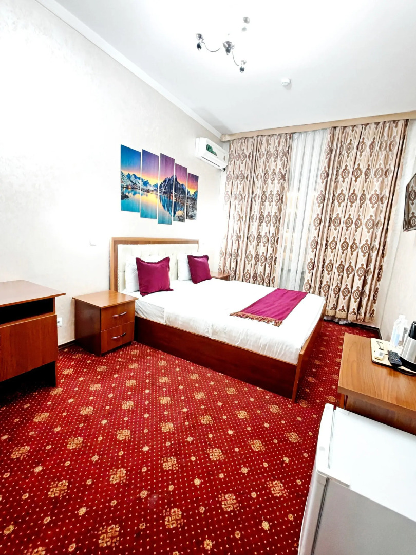 Отель Art Vesta