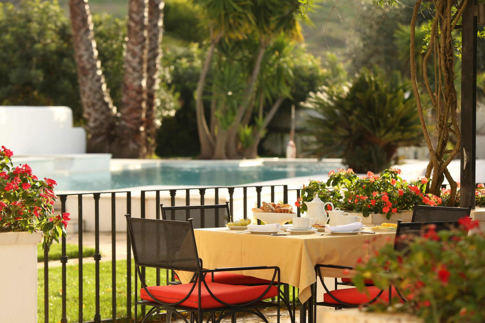 Отель Pateo dos Solares Charm