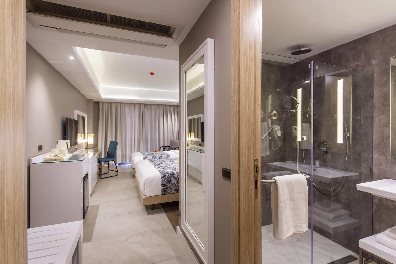 Отель Woovo Phuket Patong