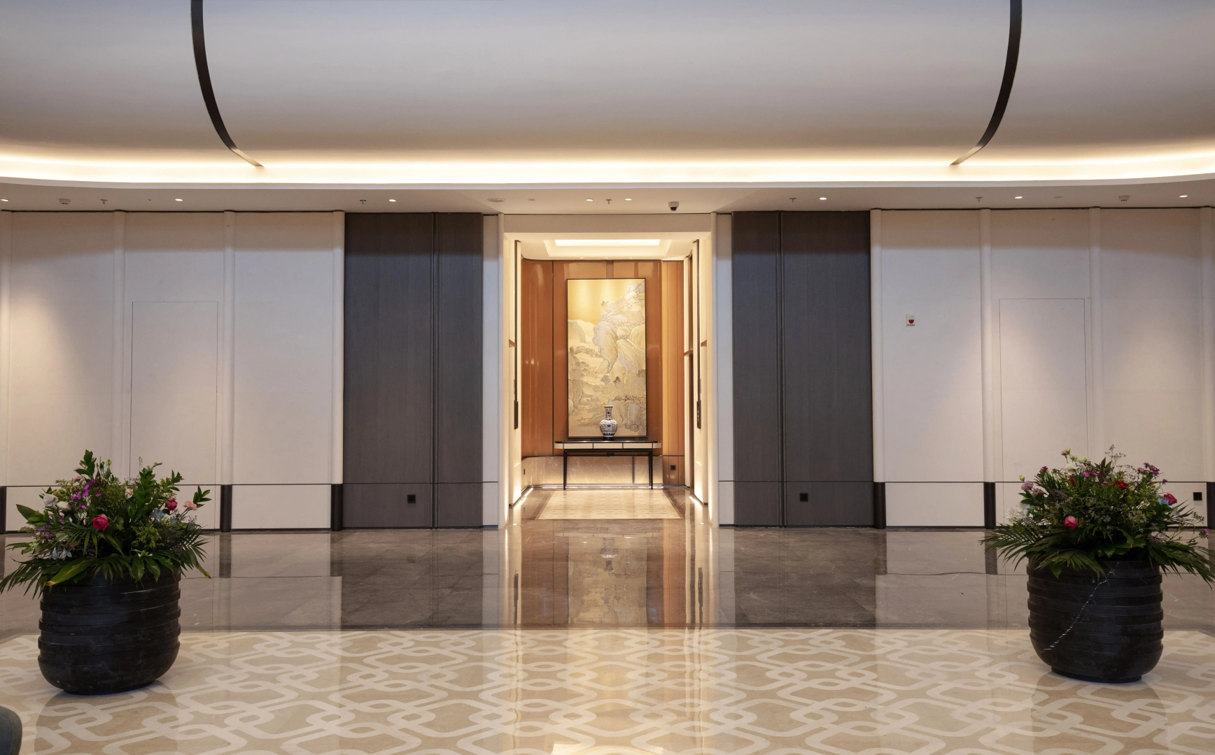 Отель Beijing Palace Soluxe Astana