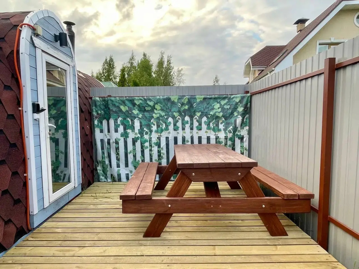 Частный дом с камином и баней