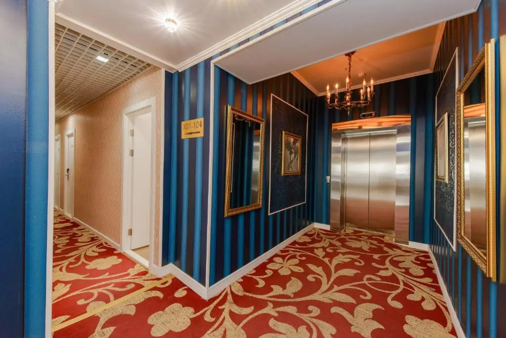 Отель Art Nuvo Palace