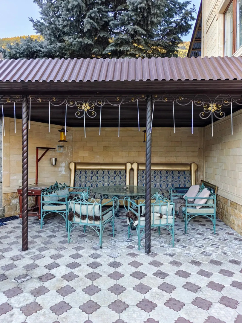 Отель Golden House