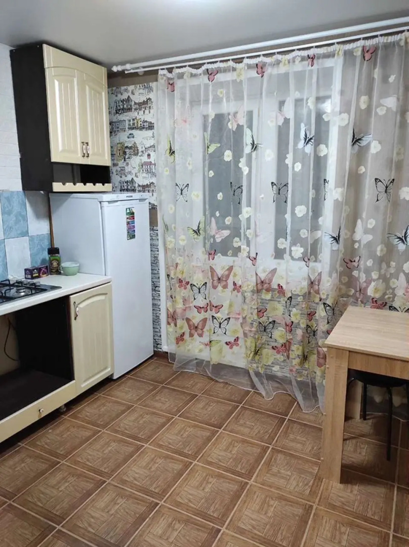 Квартира Чистая и Уютная в Рaйоне Семeйнoгo Мaгнитa