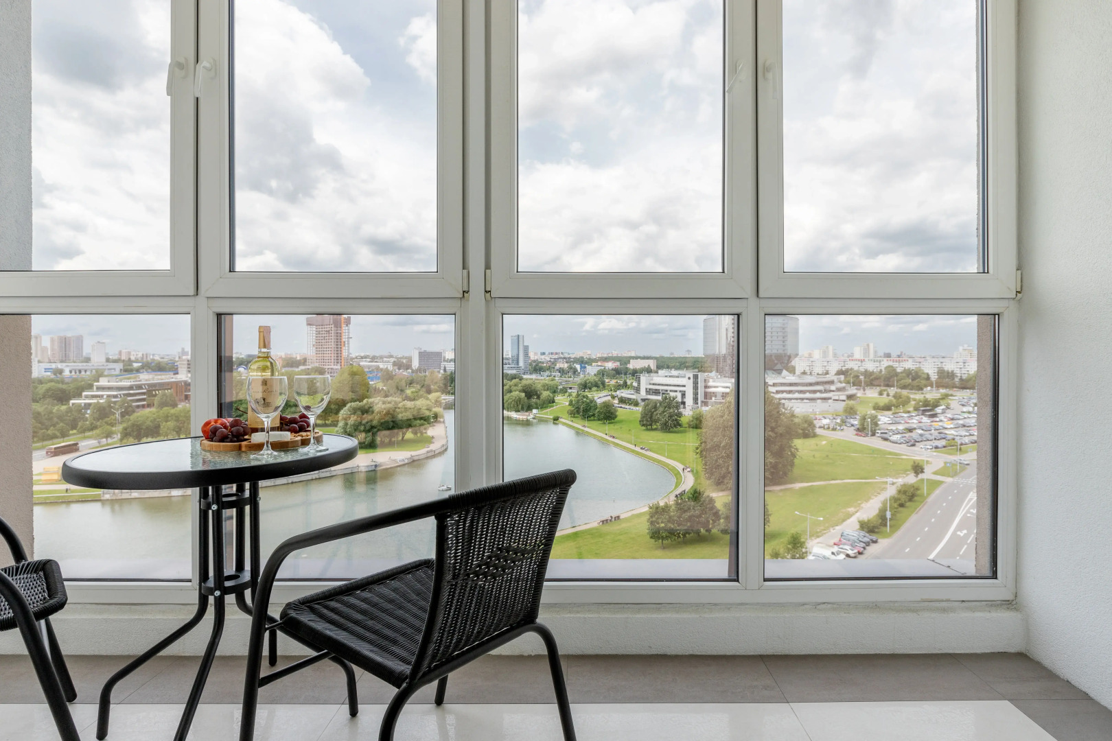 Апартаменты Стильные с видом на реку