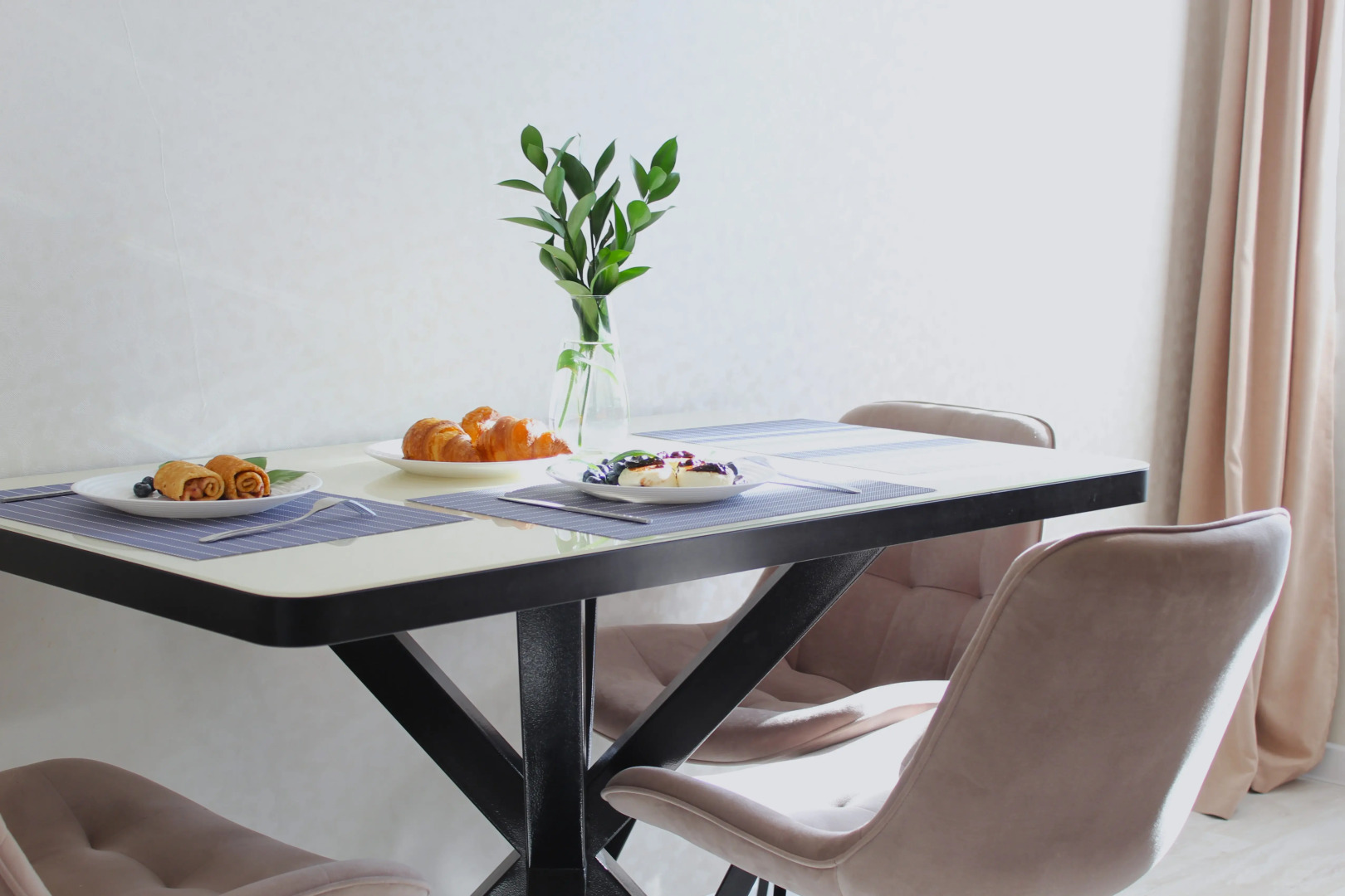 Апартаменты Apato на Первой линии с видом на Волгу