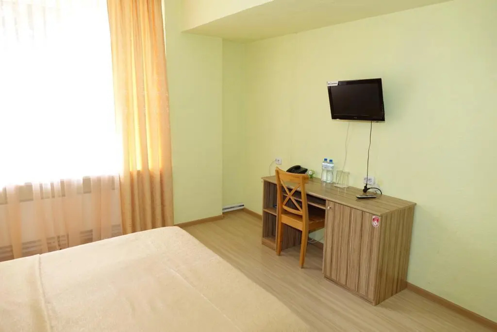 Отель Тихий Дворик