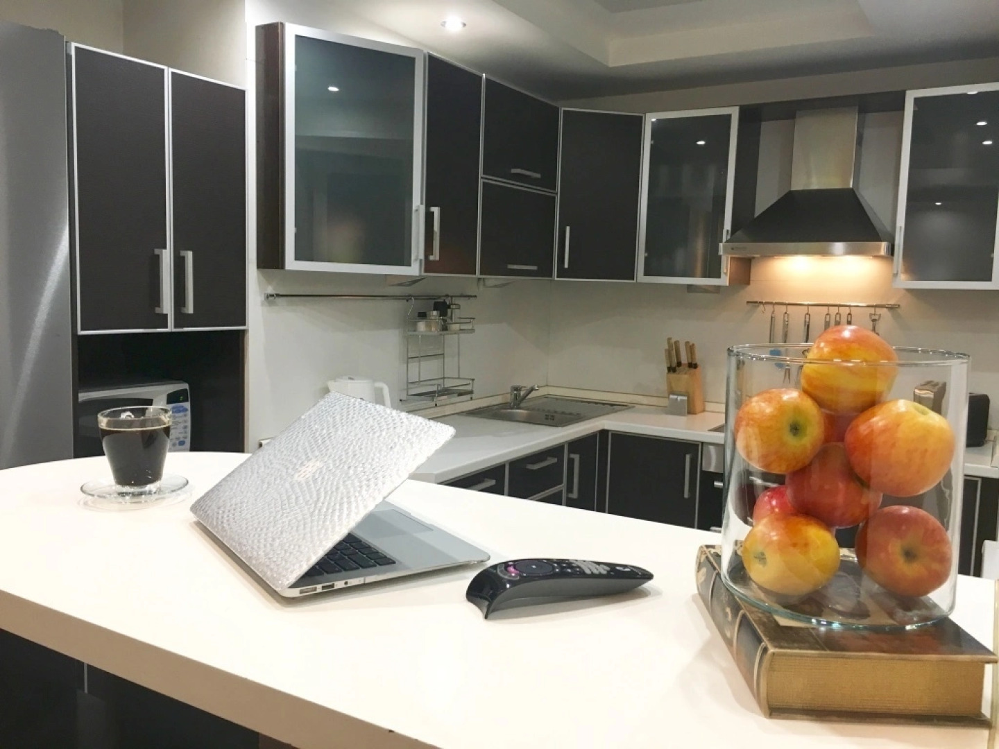 Апартаменты VLadhome24 Океанский проспект 100