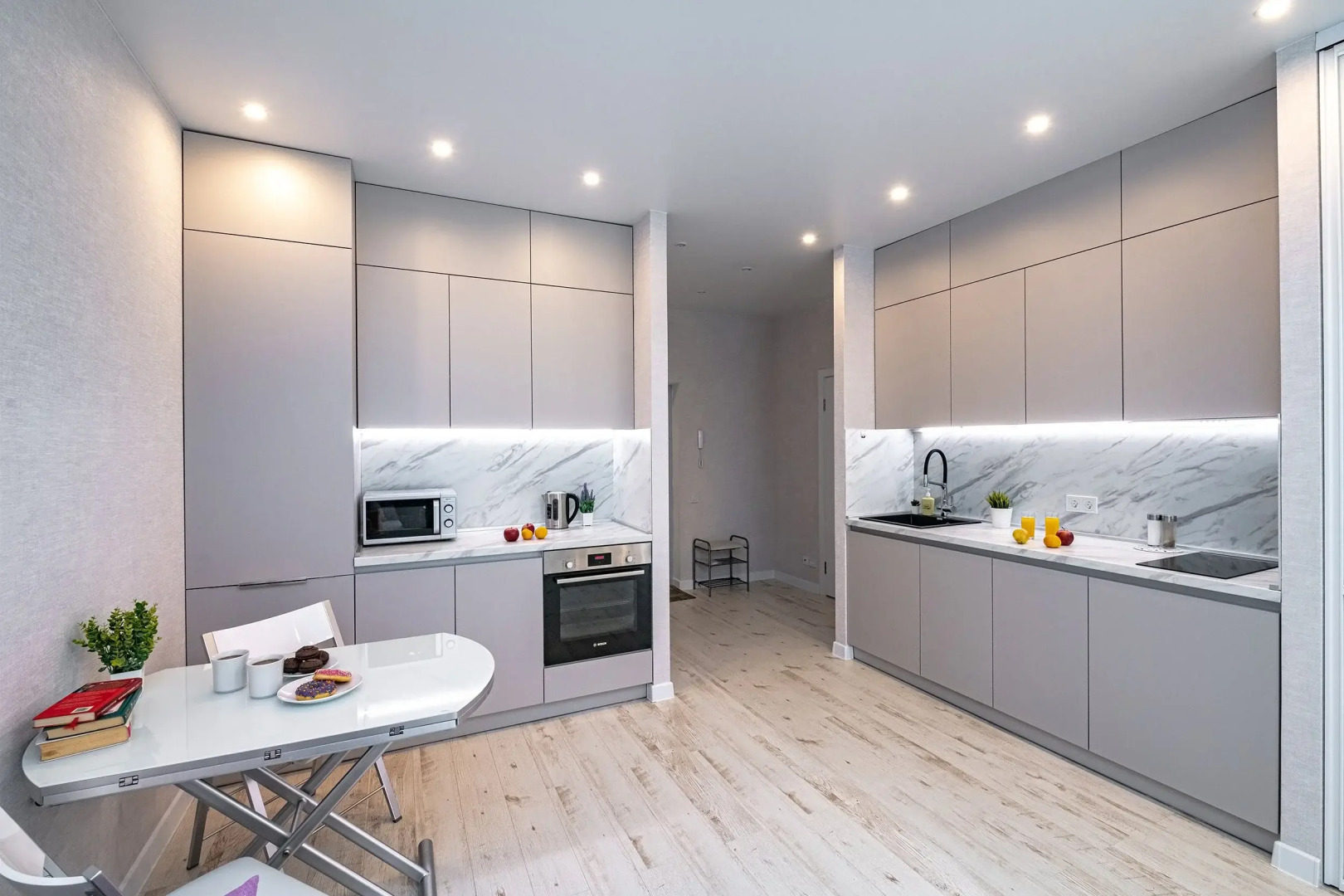 Апартаменты TopHouse на Красного Знамени 160 А двухкомнатные