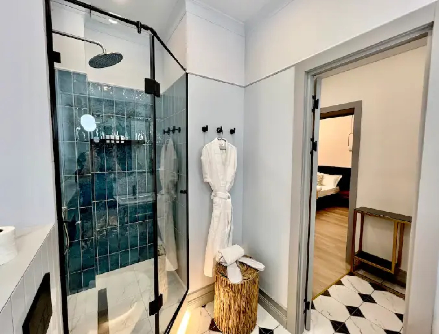 Квартира Конфетка на Абая 164/6