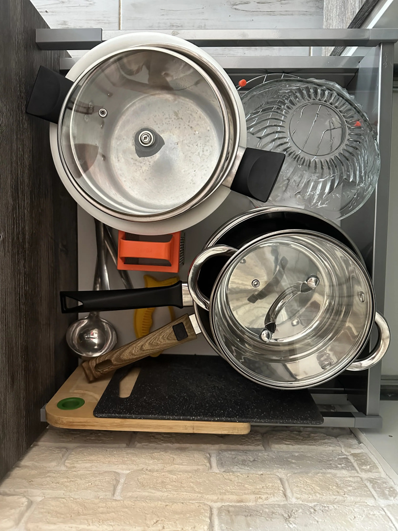 Апартаменты на Счастливом переулке