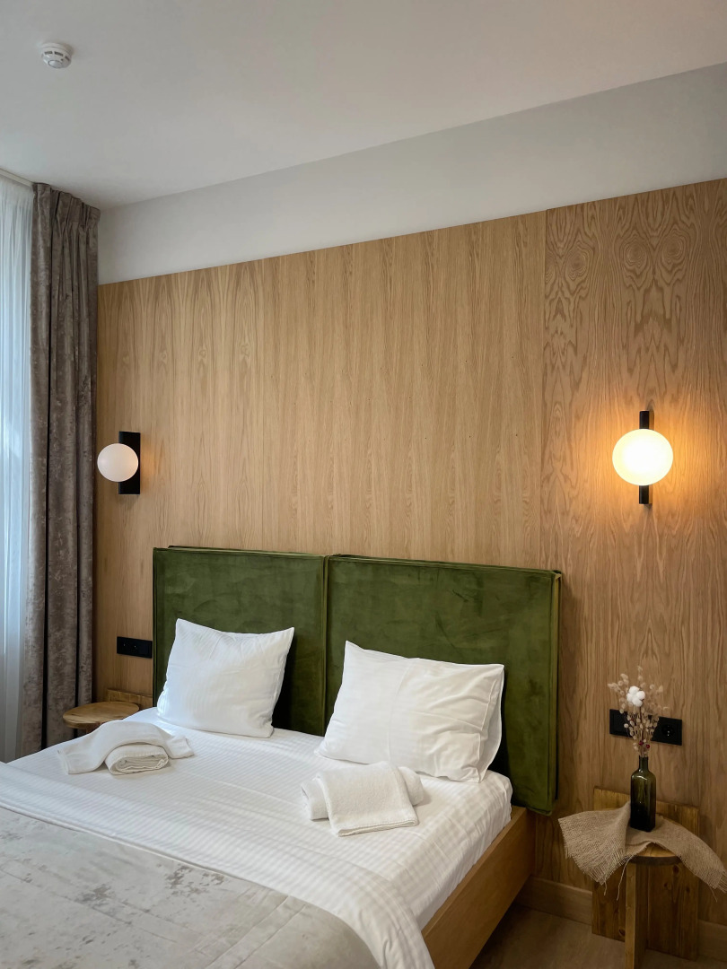 Отель Лес Георга