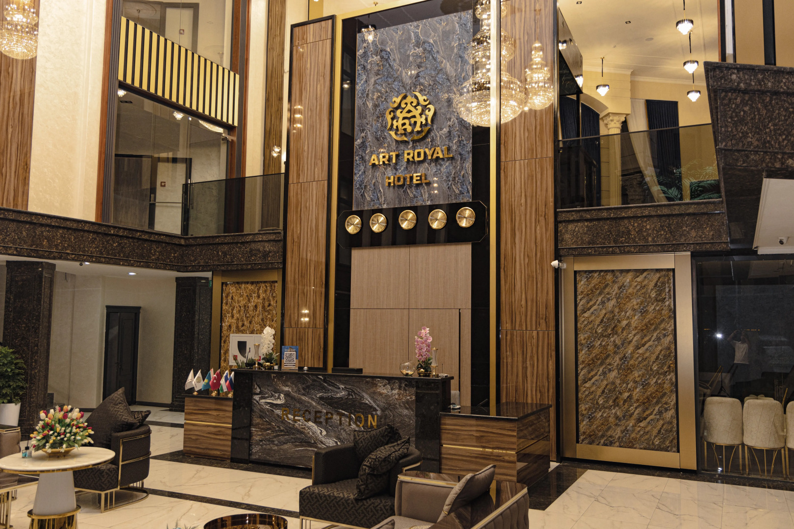 Отель ART ROYAL