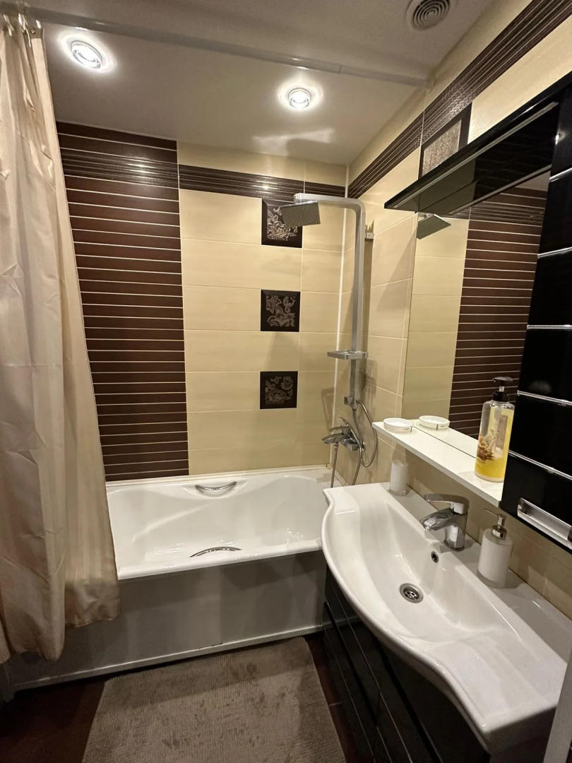 Апартаменты Крылова 36