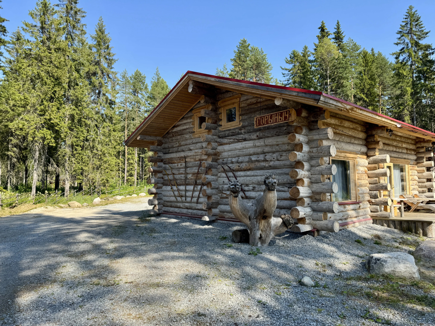 Коттеджи Карелия Медвежка с Сауной и Видом во Внутренний Двор