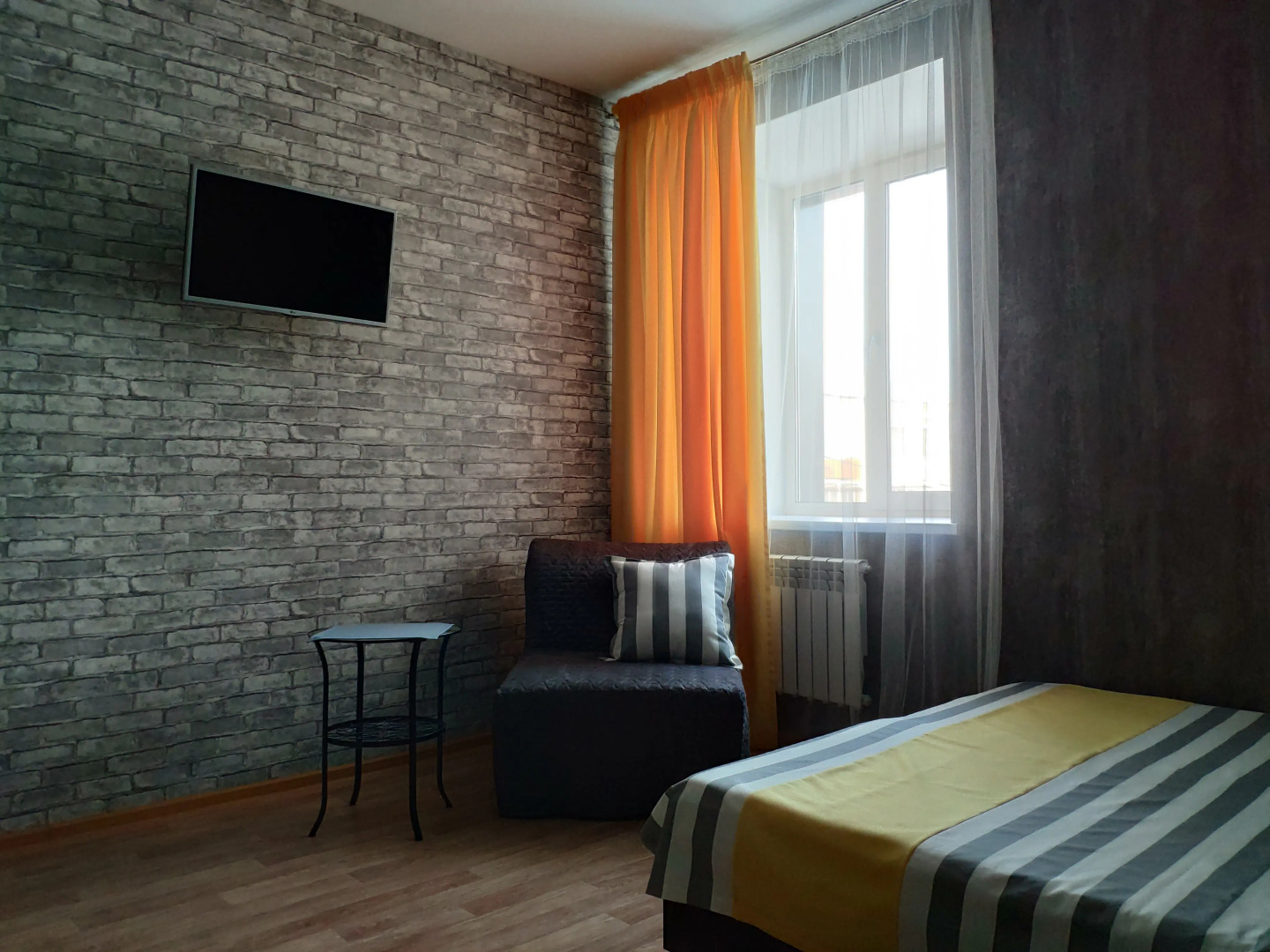 Апартаменты Дом на Мельнова 4