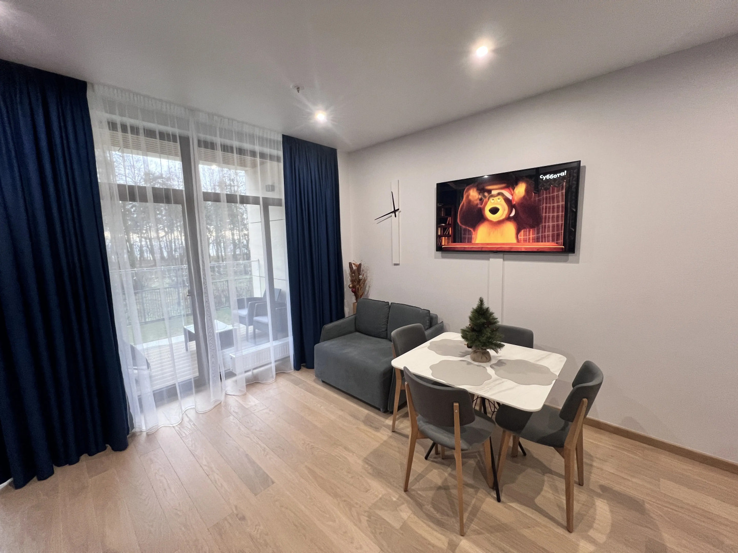 Апартаменты Семейная студия на 3 человека с видом на залив и лес 101