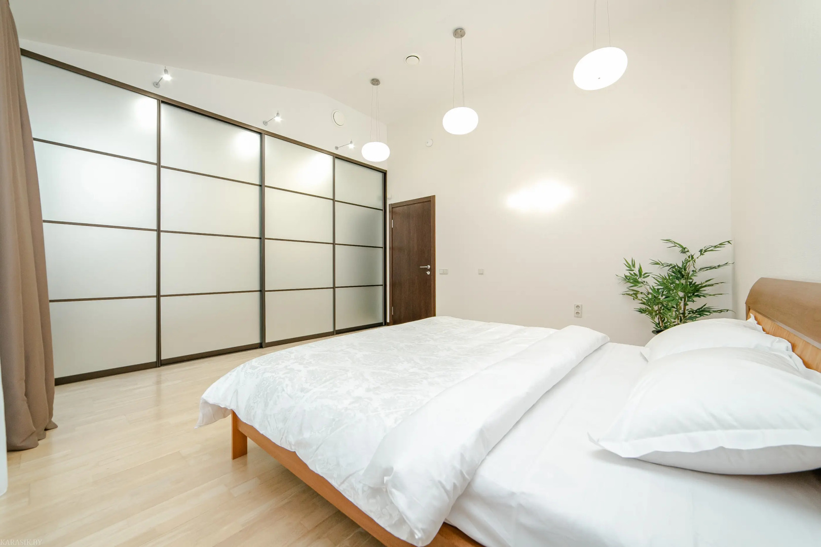 Апартаменты Четырёхкомнатная Элитная VIP-Квартира в Центре