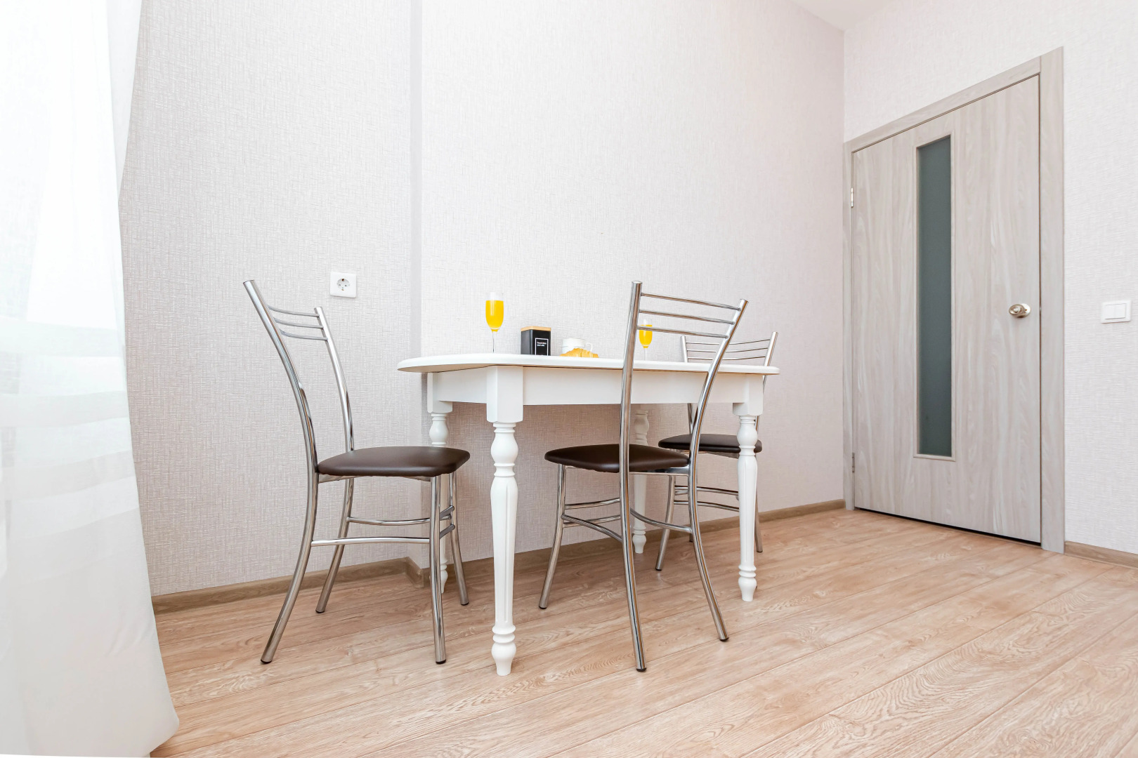 Квартира Двухкомнатная у Комсомольской площади