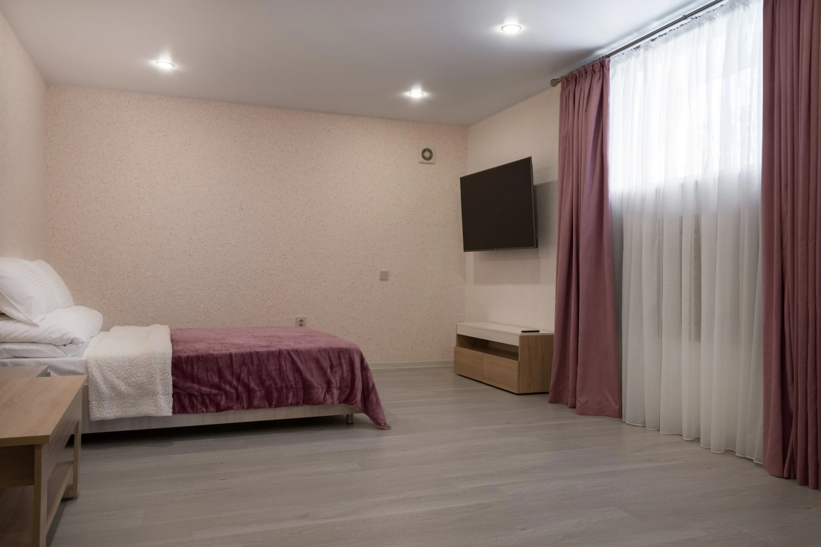 Частный дом ПосуткаРу | Микояна 166 | Парк Победы, Санаторий, Курортная зона