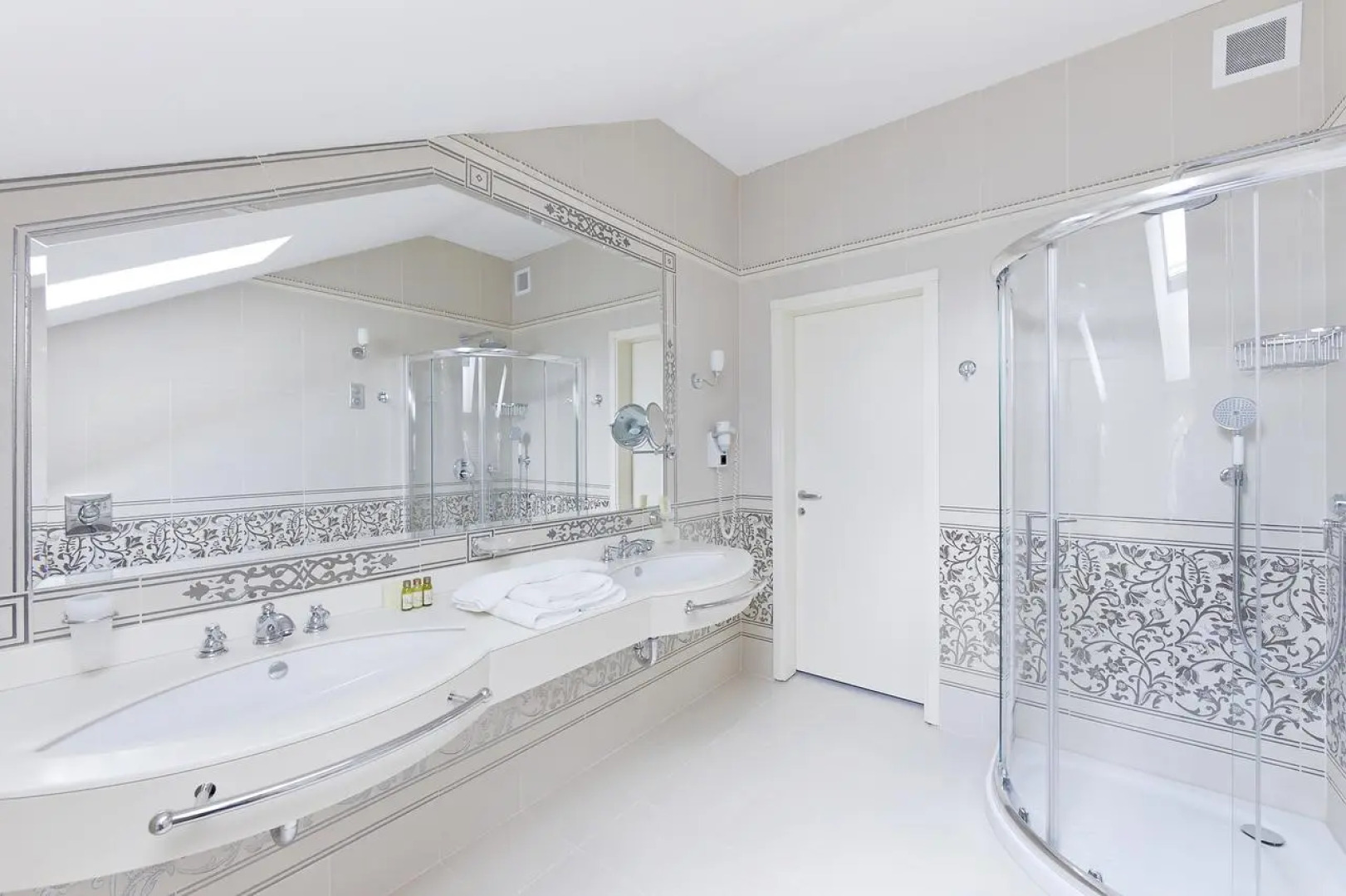 Отель Двор Подзноева - Главный Корпус