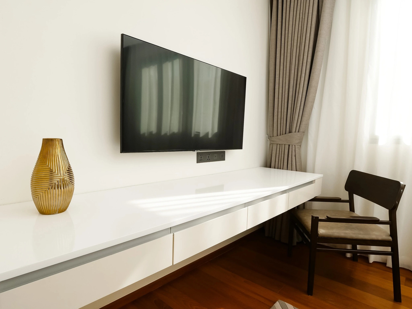 Прекрасные апартаменты с бассейном в Laguna Phuket