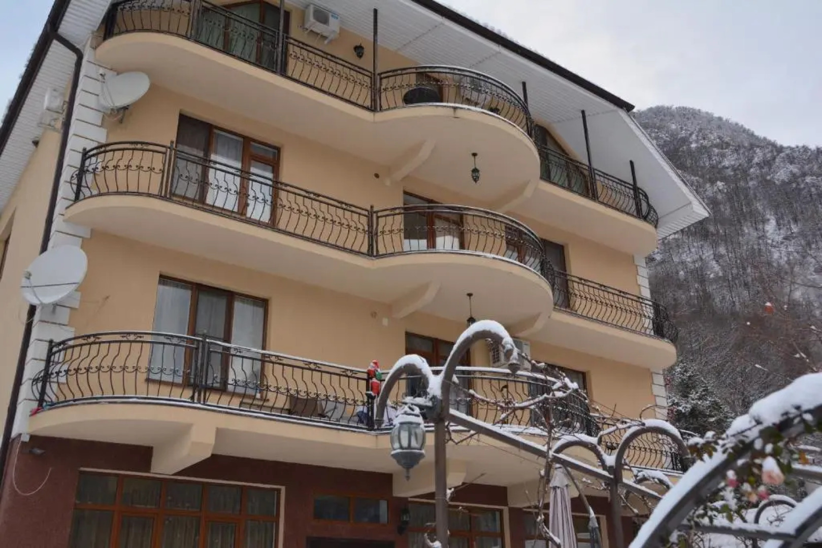 Гостевой дом Горная Лаванда в селе Монастырь