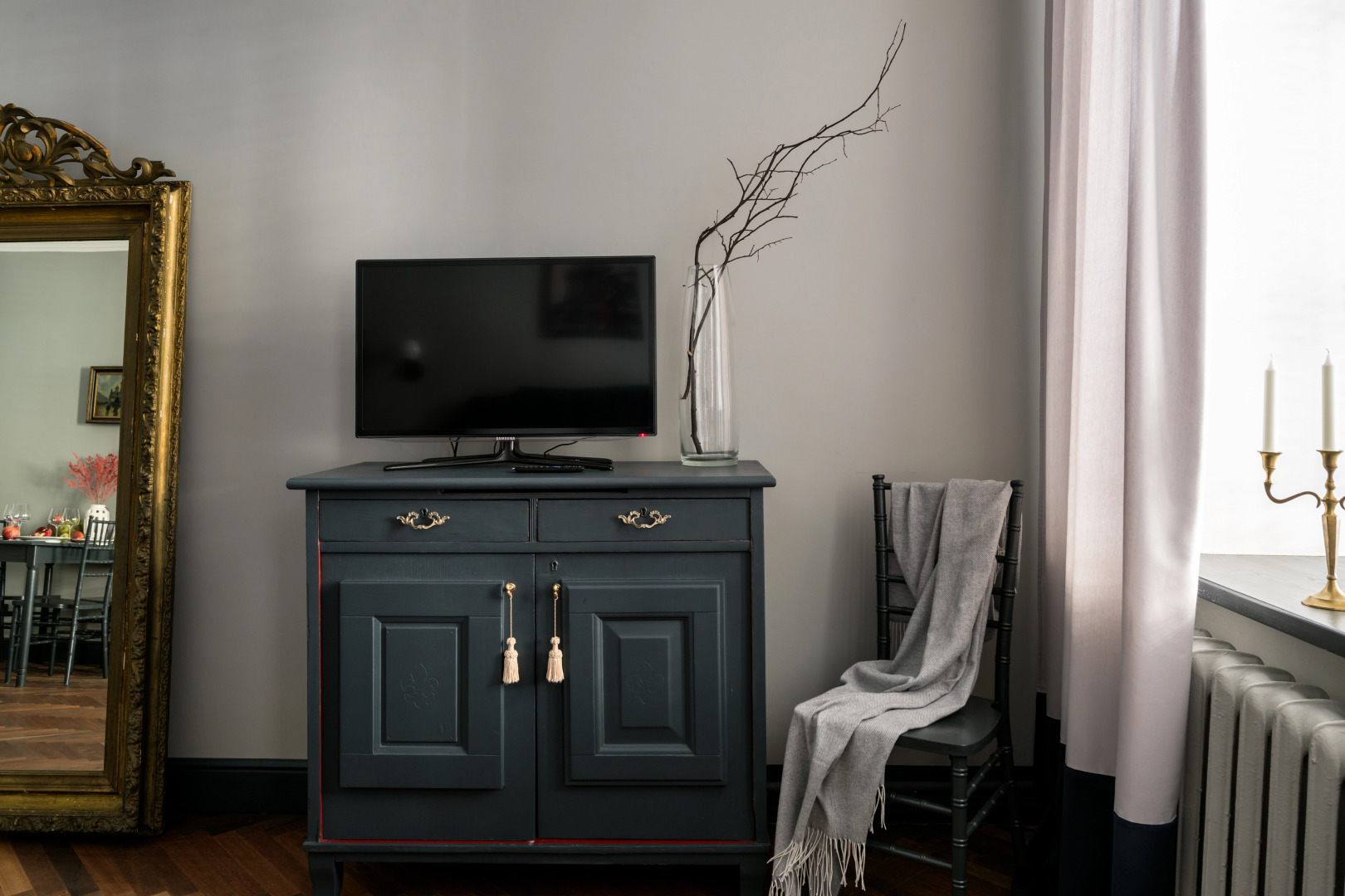 Апартаменты Двухкомнатные с Лепниной