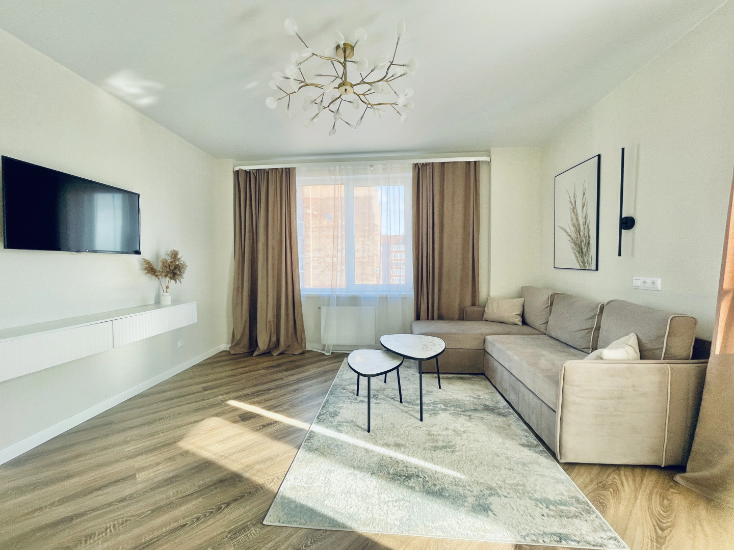 Апартаменты VEGAS на Надежды Сусловой 22А