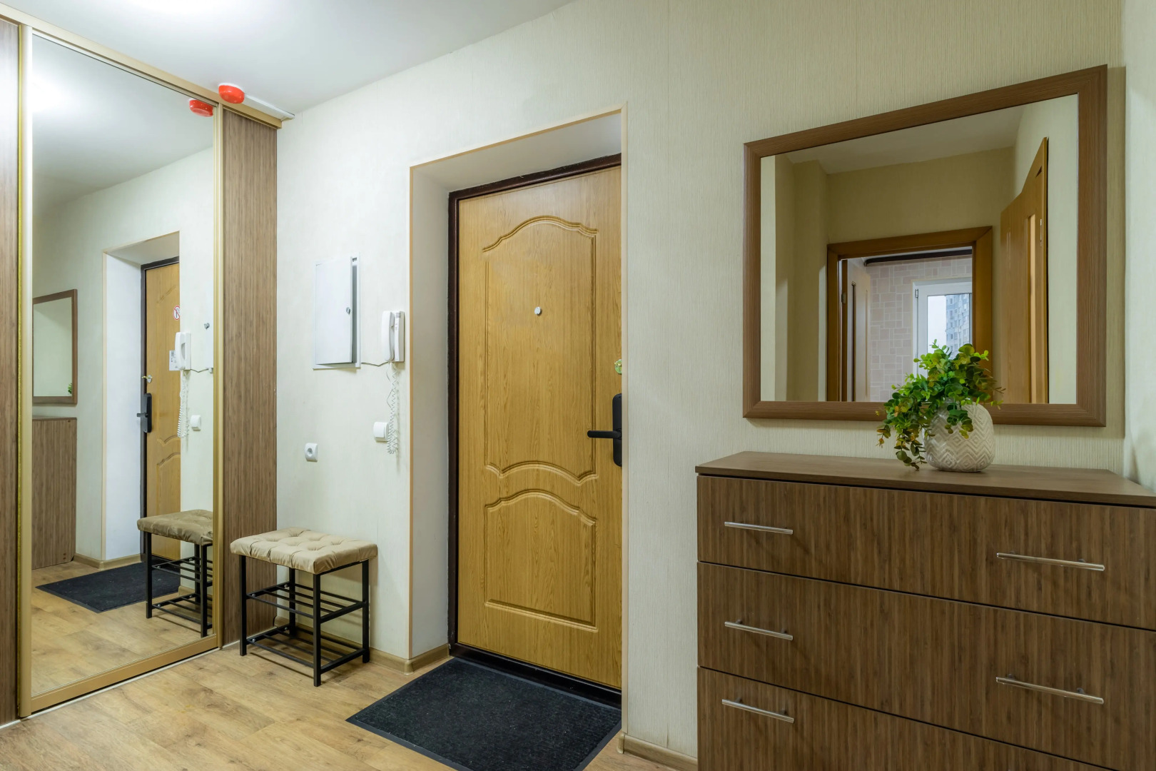 Апартаменты Стрелка 17