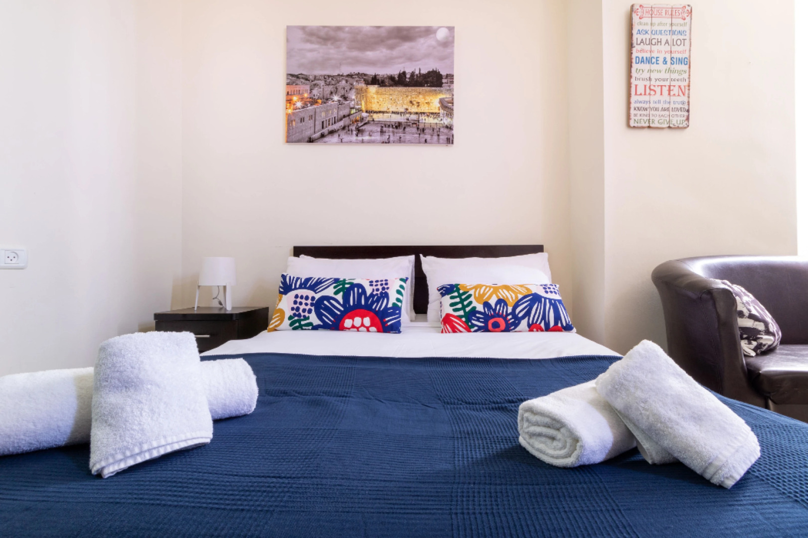 Nhe Machne Yehuda Apartments