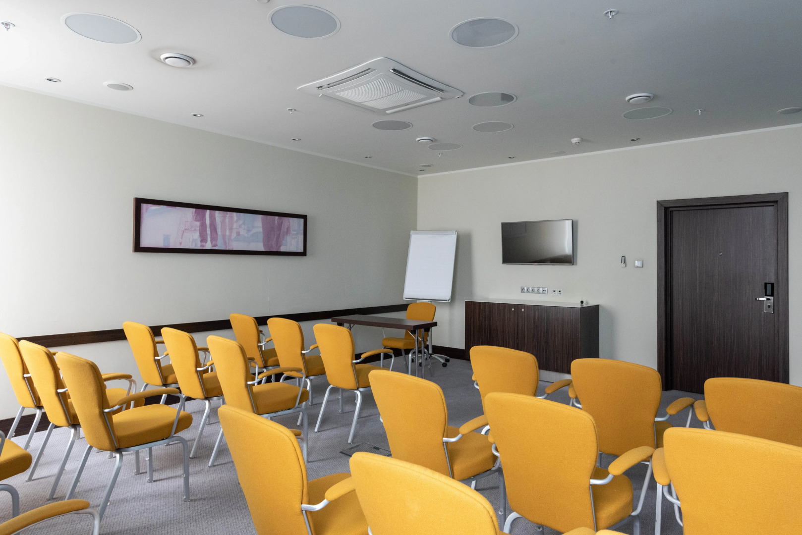 Отель Cosmos Novosibirsk Hotel