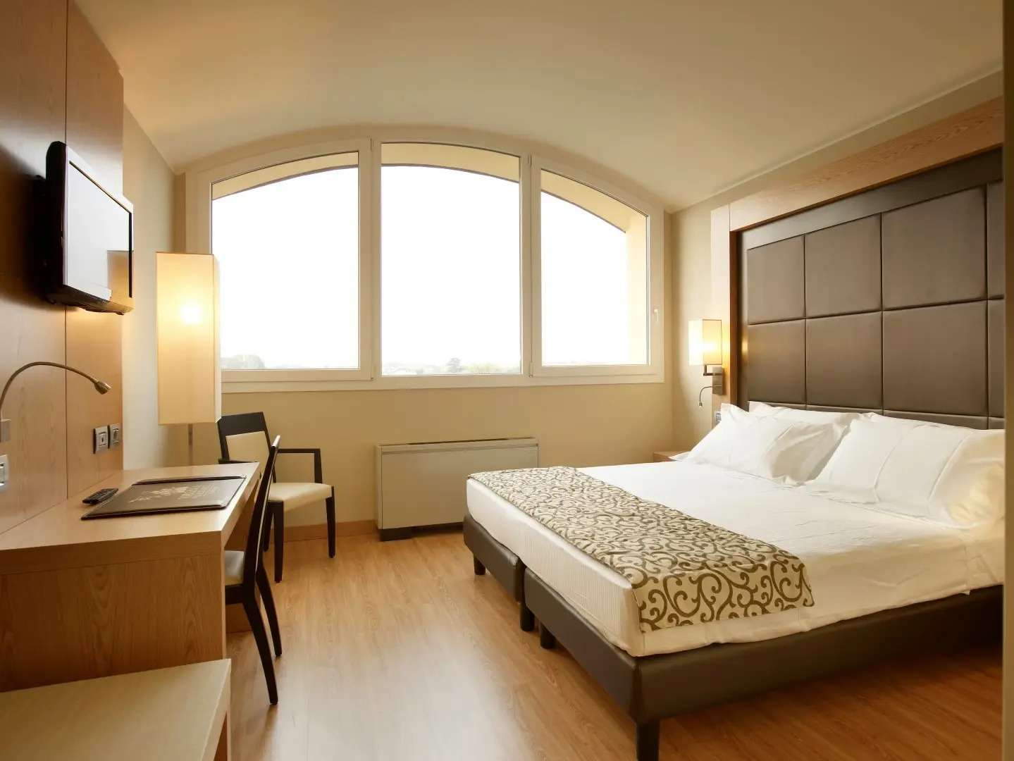 Отель VIRGINIA PALACE