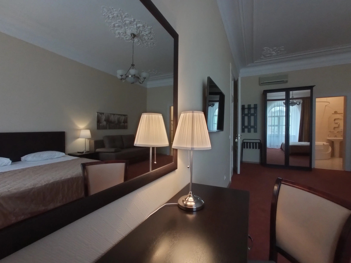 Меблированные комнаты  Соната у Эрмитажа