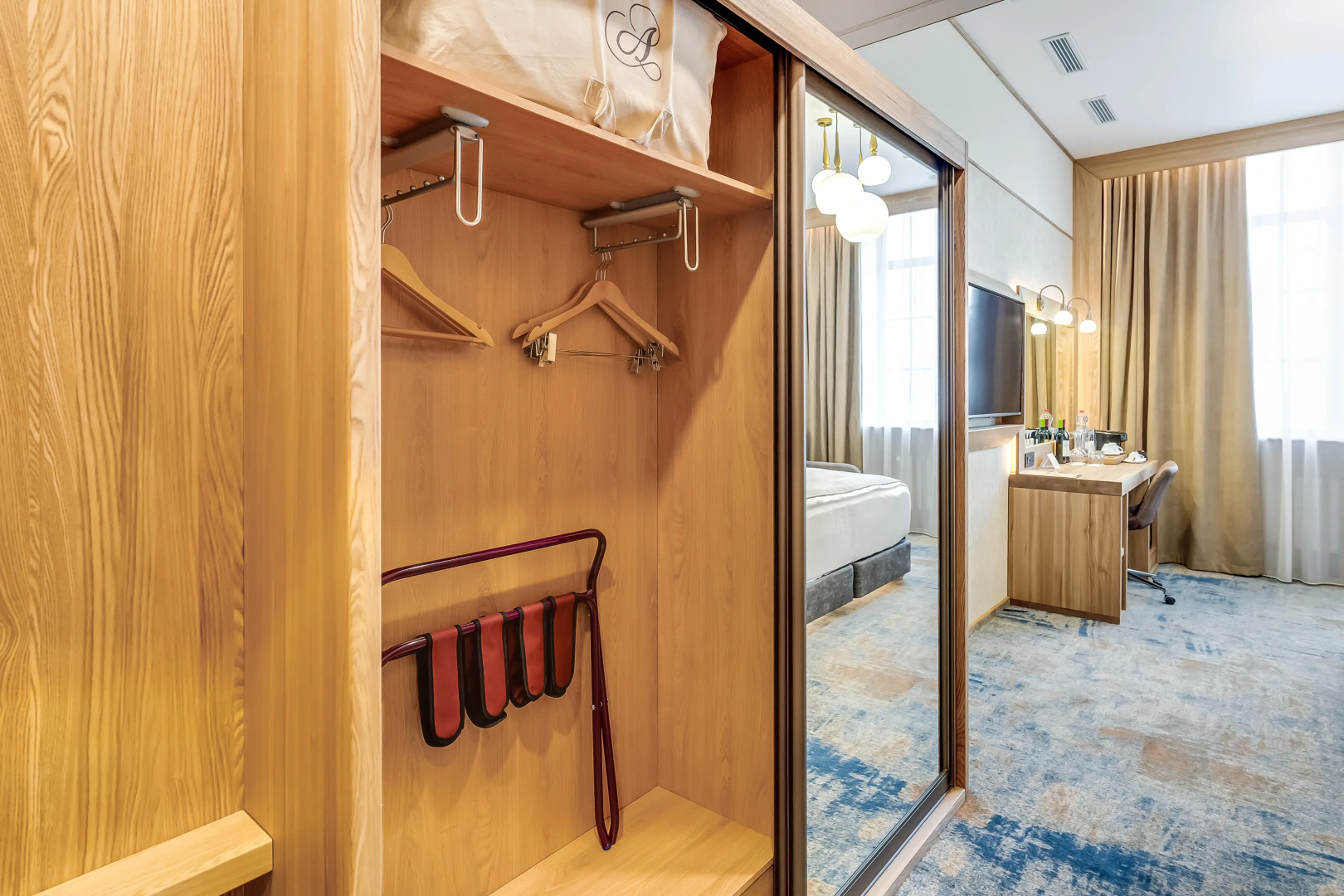 Отель Садовая-Атташе