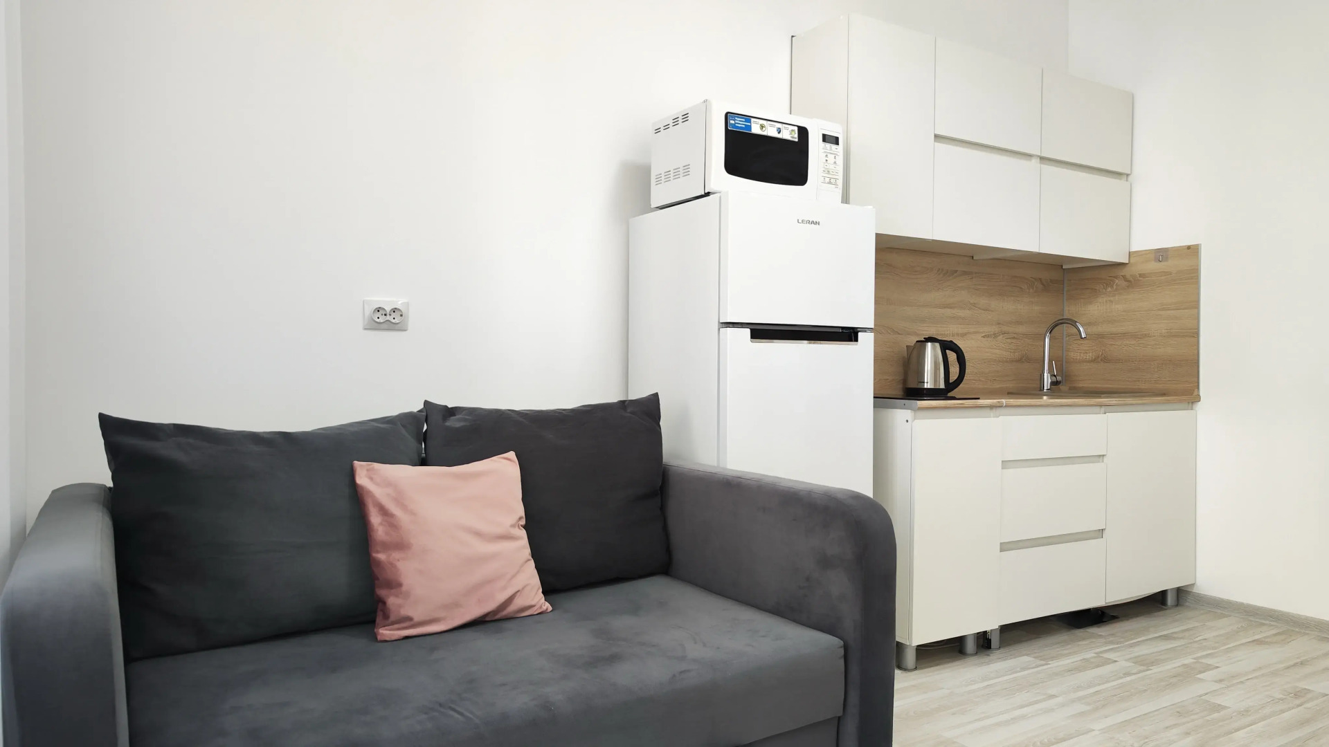 Апартаменты Panda Home возле озера