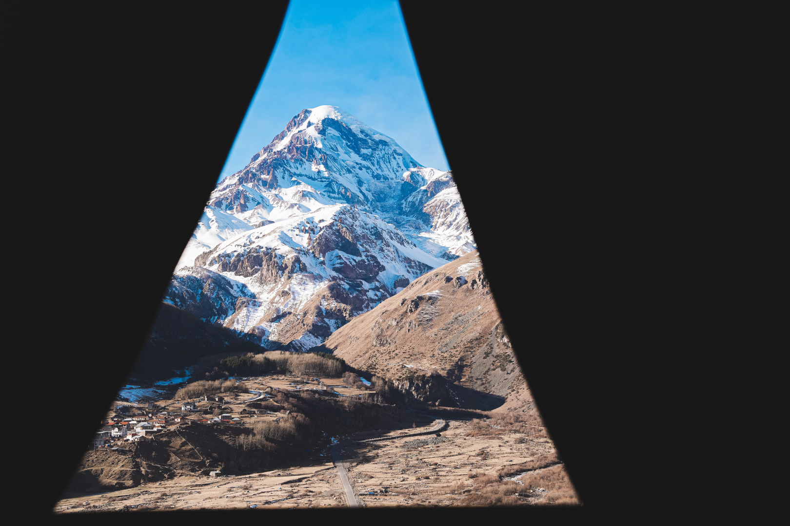Гостевой Дом RestArt Cottages in Kazbegi