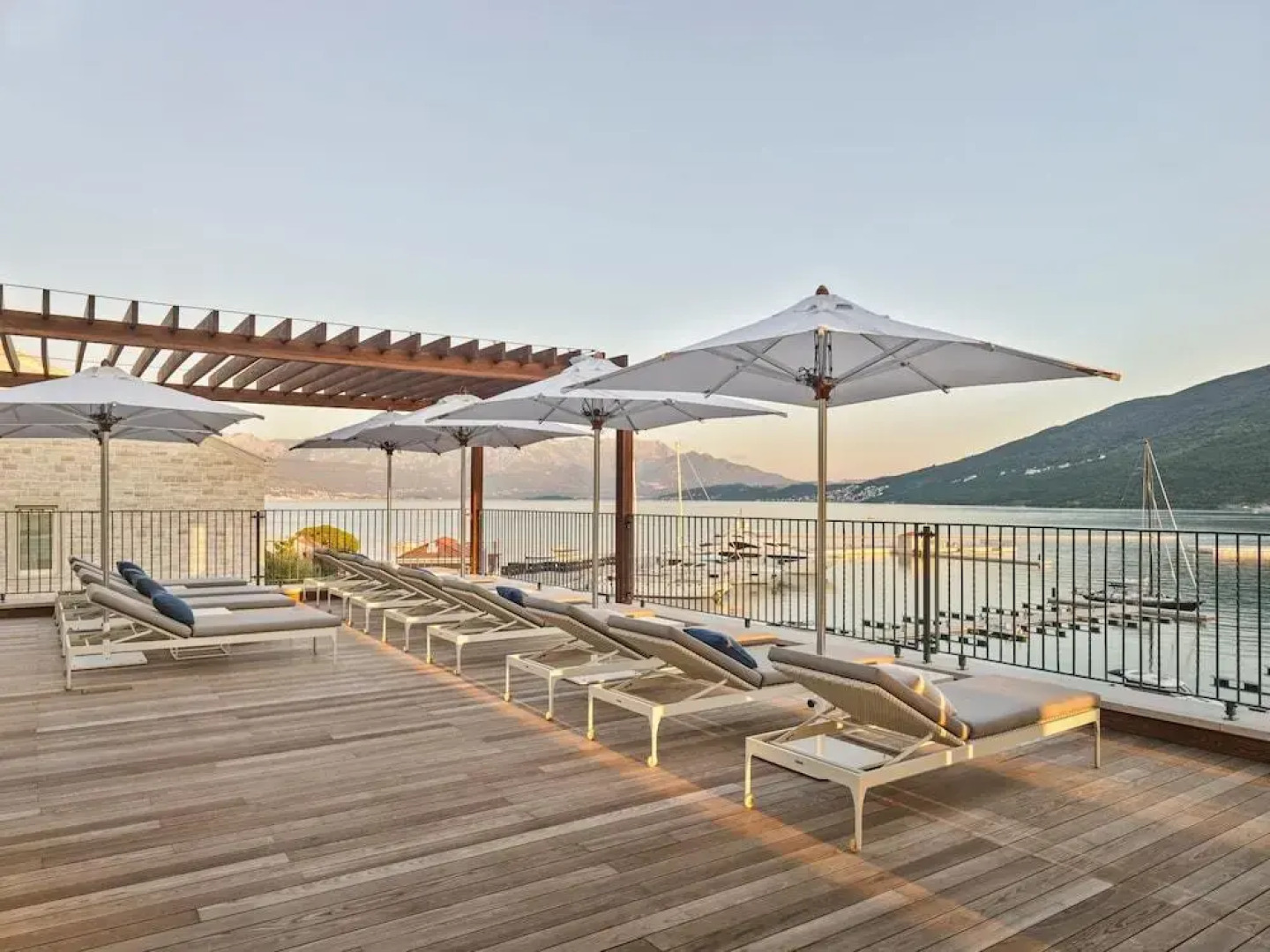 Курортный Отель Portonovi