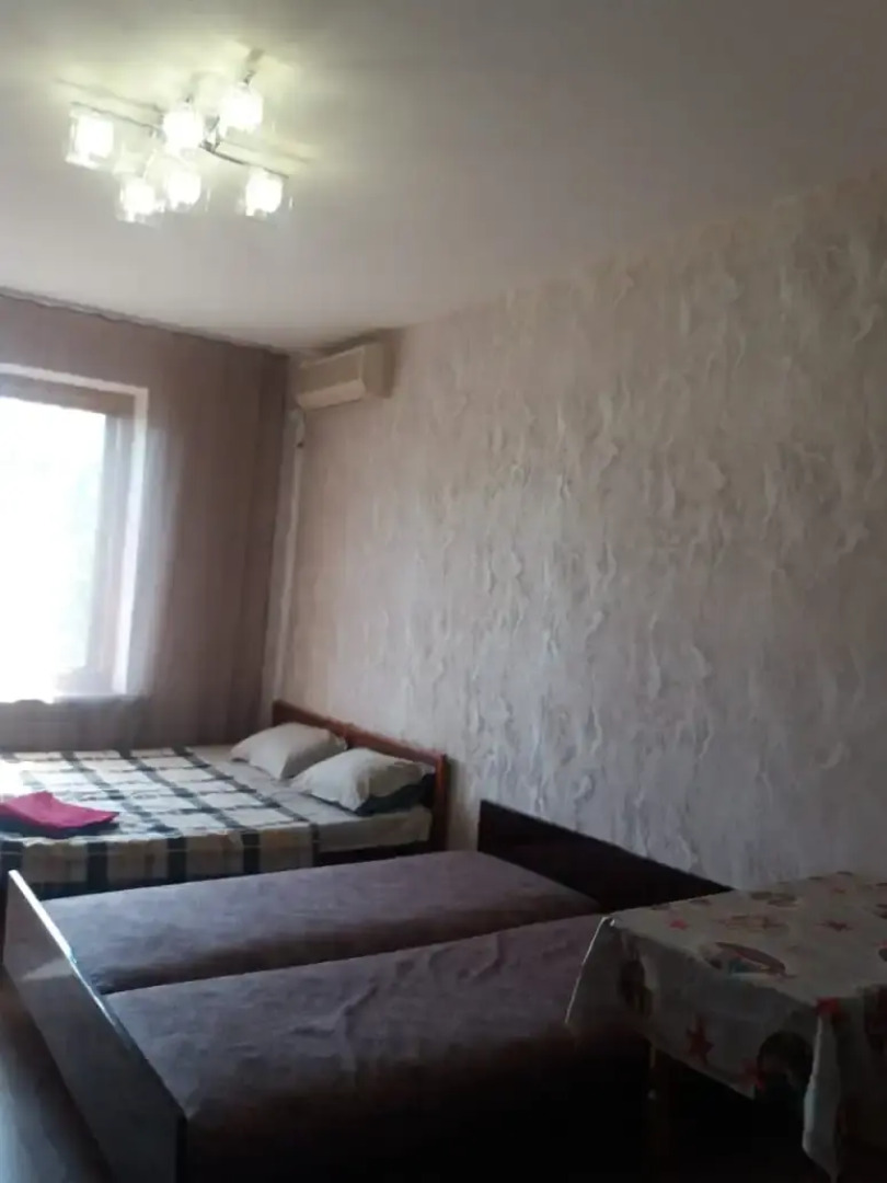 Апартаменты 3 комнатная квартира на аллее героев 2