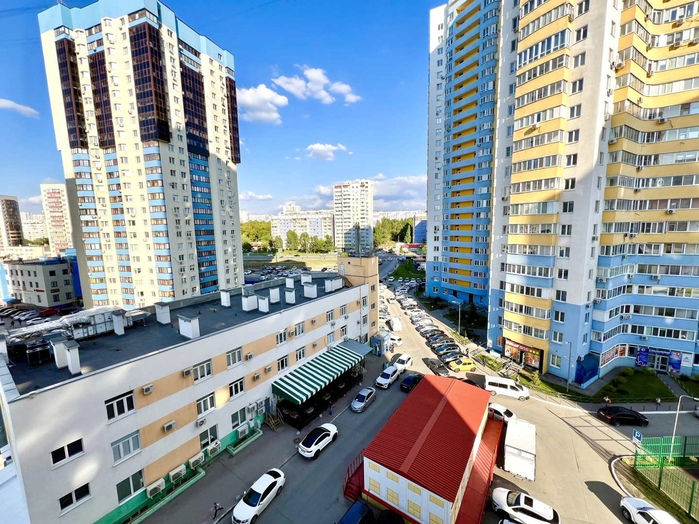 Уютные Апартаменты в ЖК Радужный Люкс (ул. Солнечная 18)