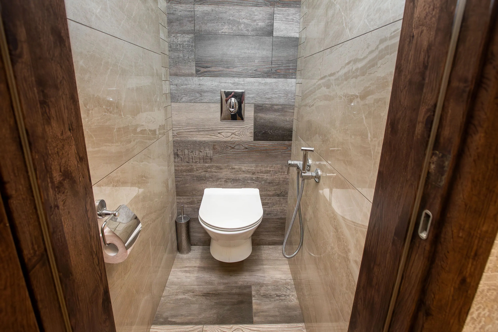 Апартаменты Ladgorna на Независимости 39