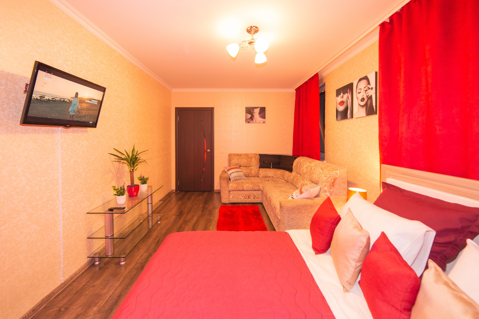 Апартаменты Novin квартал с видом во двор