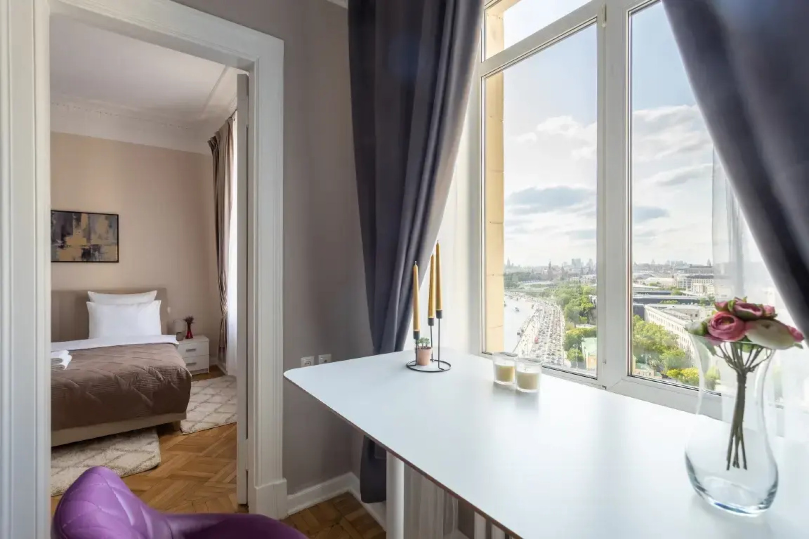 Апартаменты Люкс с Двумя Спальнями и Видом на Кремль