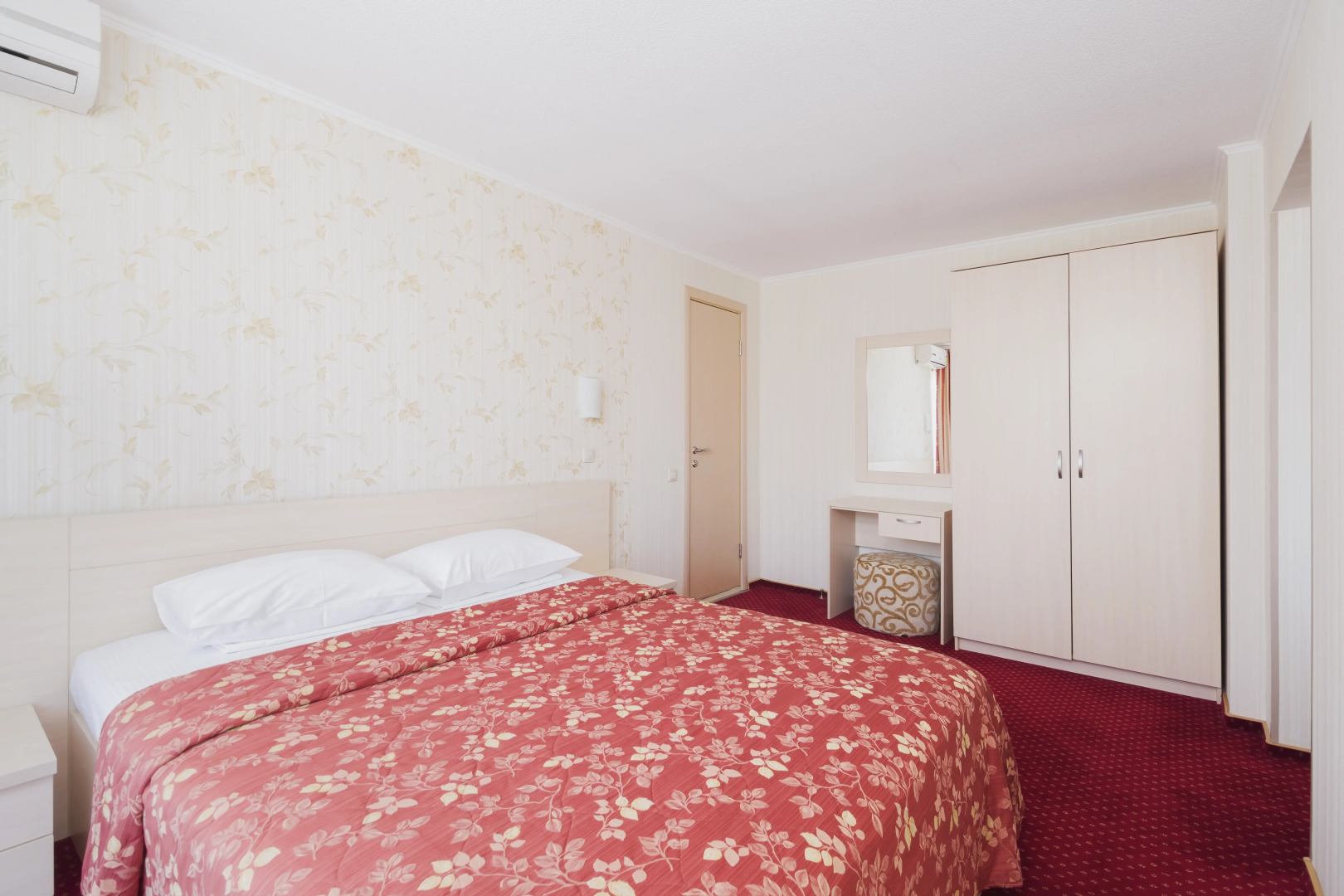 Отель Магнолия