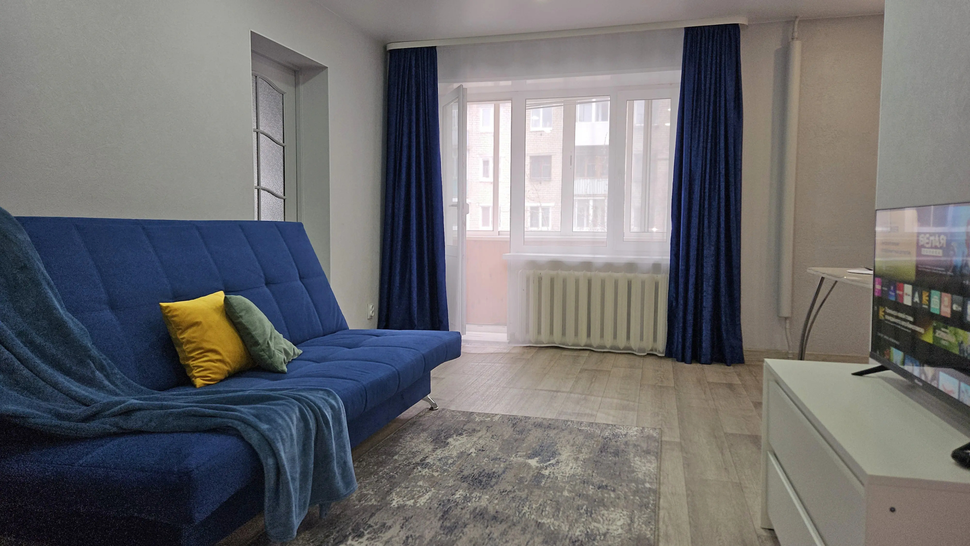 Квартира Двухкомнатная квартира-студия